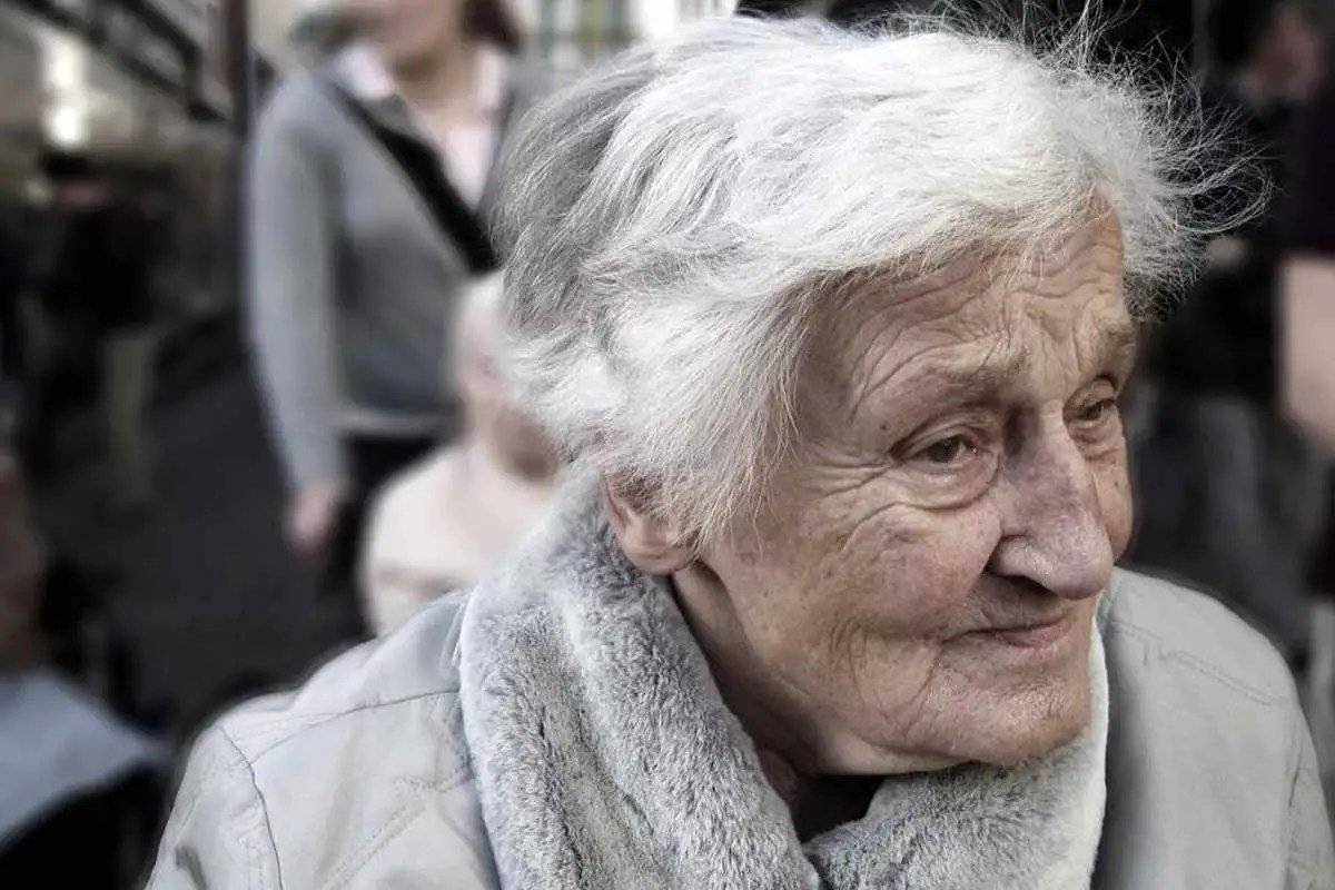 How Old Is Aki Hayakawa in One Punch Man?